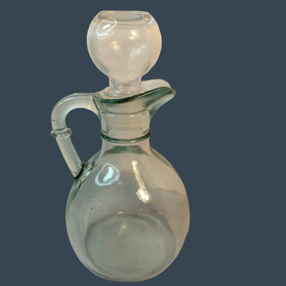 Vintage Clear Glass Oil  Vinegar Cruet Handle  Stopper Canadian Glass - Picture 3 of 11
